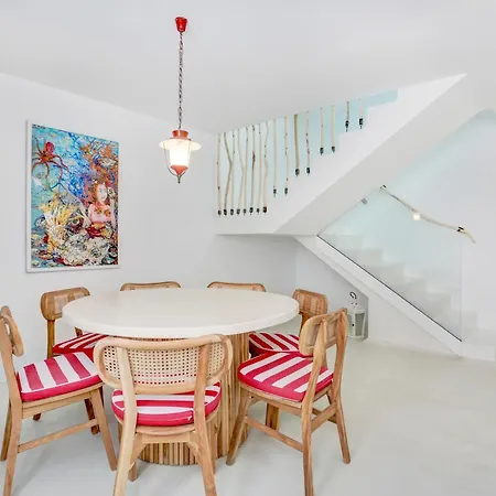 לינה וארוחת בוקר El Patron Casa De Huespedes